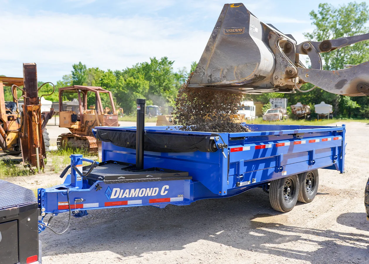 Diamond C Dump Trailer Dirt Happy Trailers